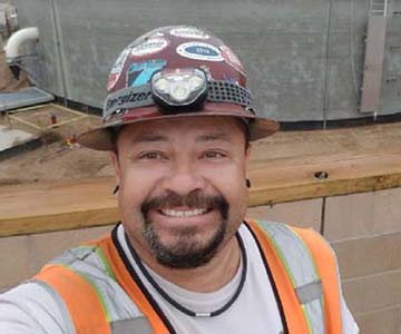 Ontario Construction Management program graduate David Organiz