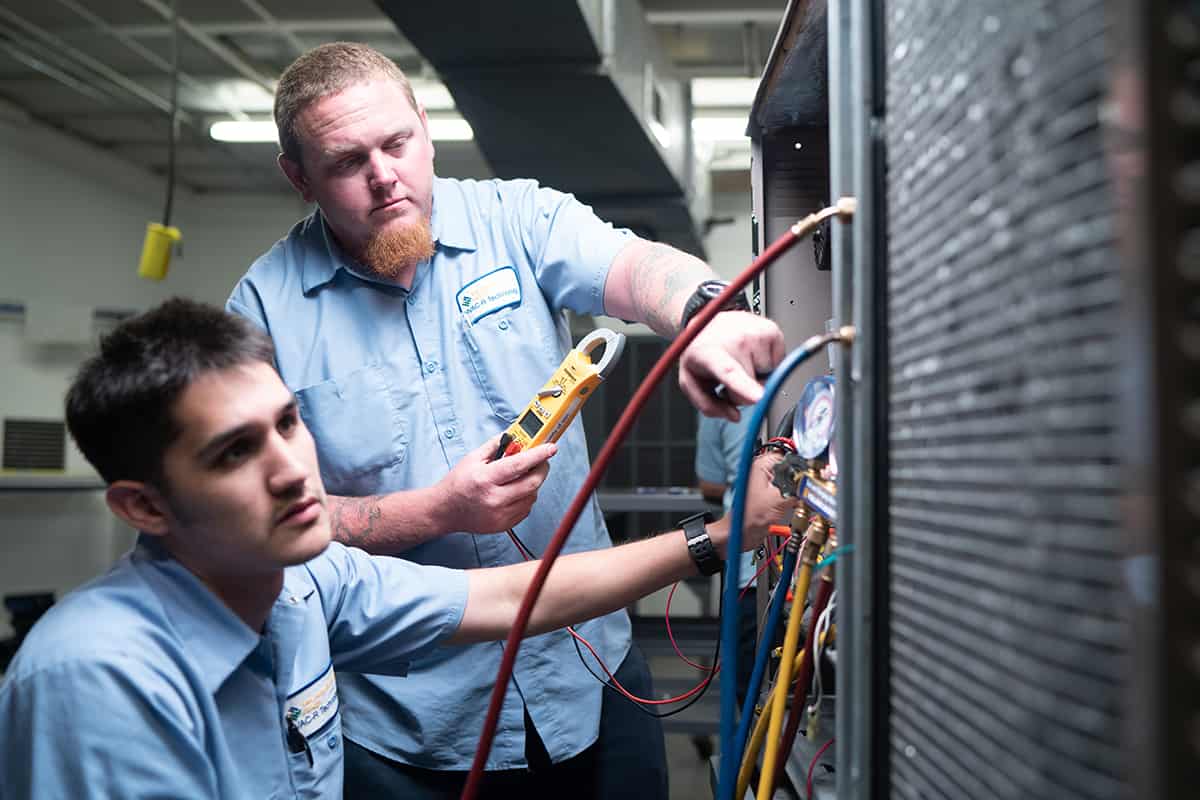 How Long Does It Take to Become a Hvac Tech 